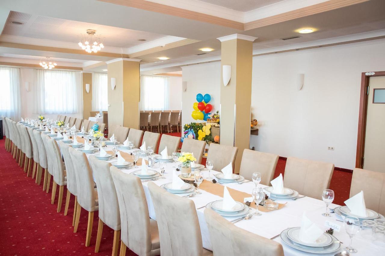 Hotel City Prnjavor Bagian luar foto